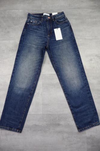 Zara Z.05 Rigid Mom Fit Jeans With High Waist